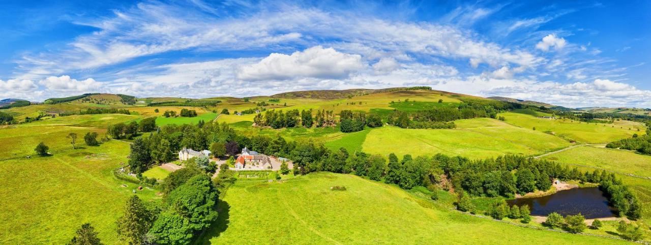 Tin Cabin In Peaceful Angus Glen Glenogil Exterior photo