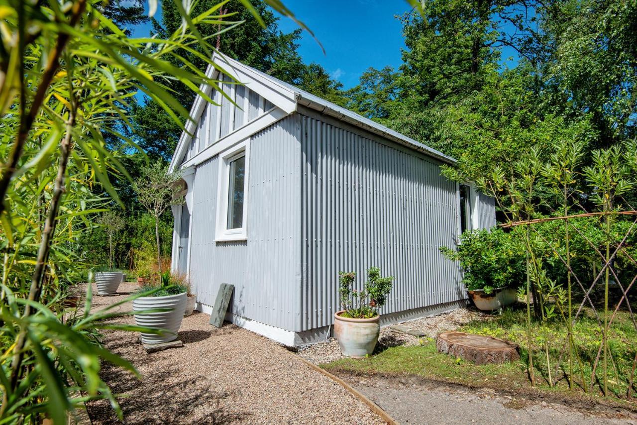 Tin Cabin In Peaceful Angus Glen Glenogil Exterior photo